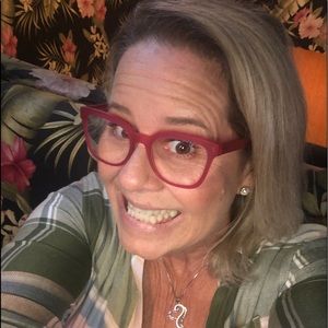 Meet your Posher, Diane